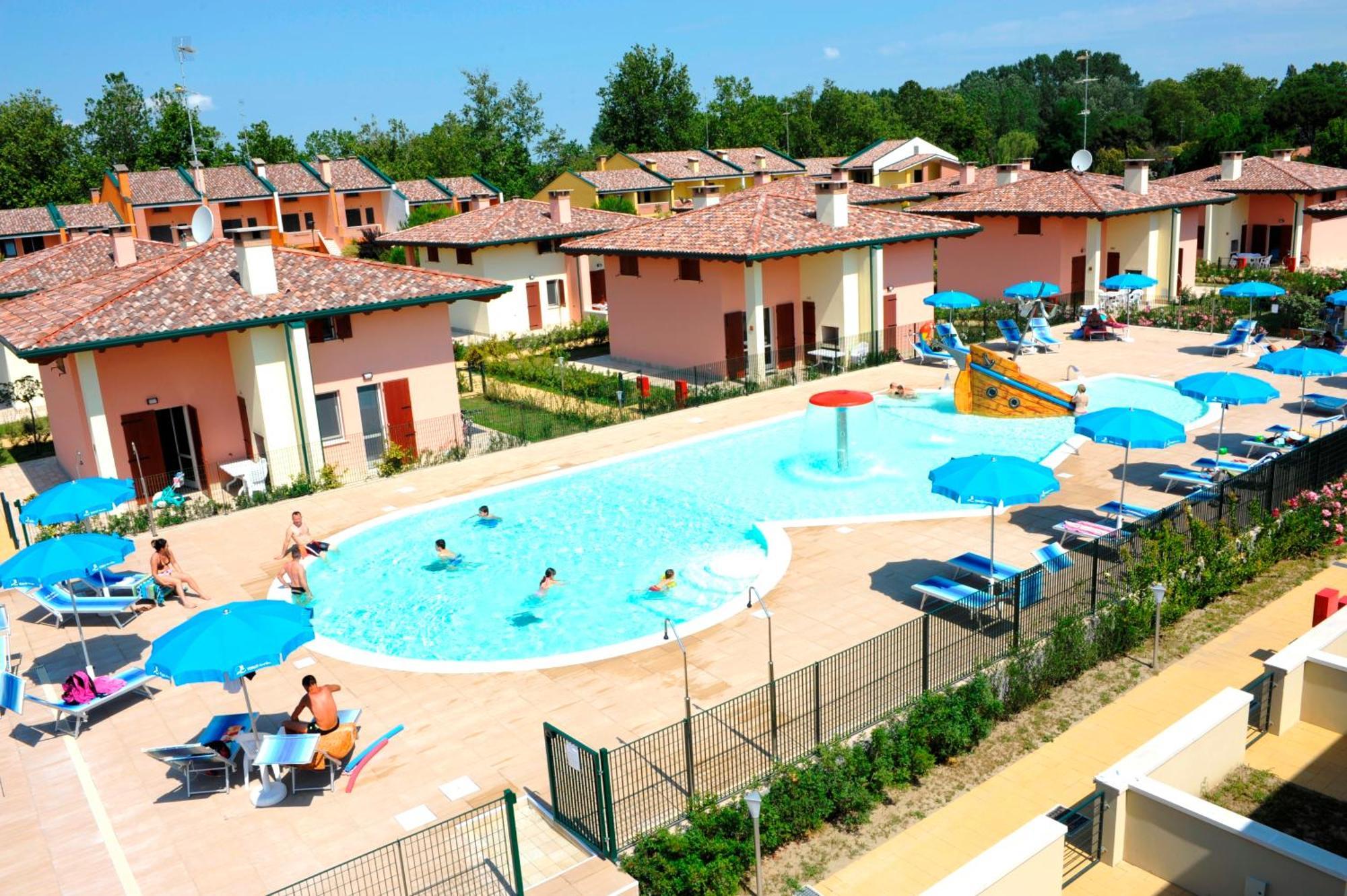 Airone Bianco Residence Village Lido delle Nazioni Eksteriør billede
